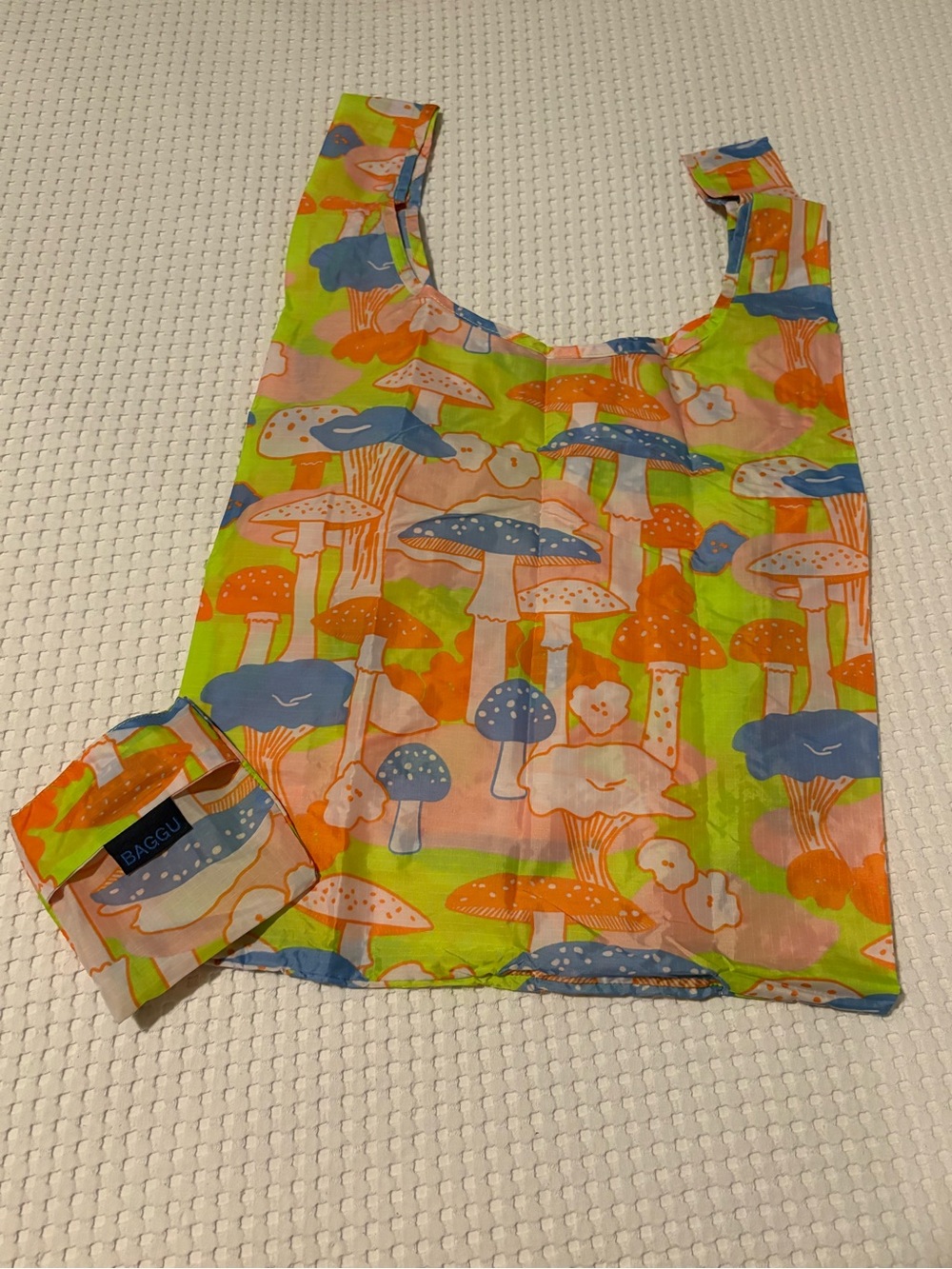 Baggu Colourful Mushrooms Print Urban Outfitters exclusive in standard size